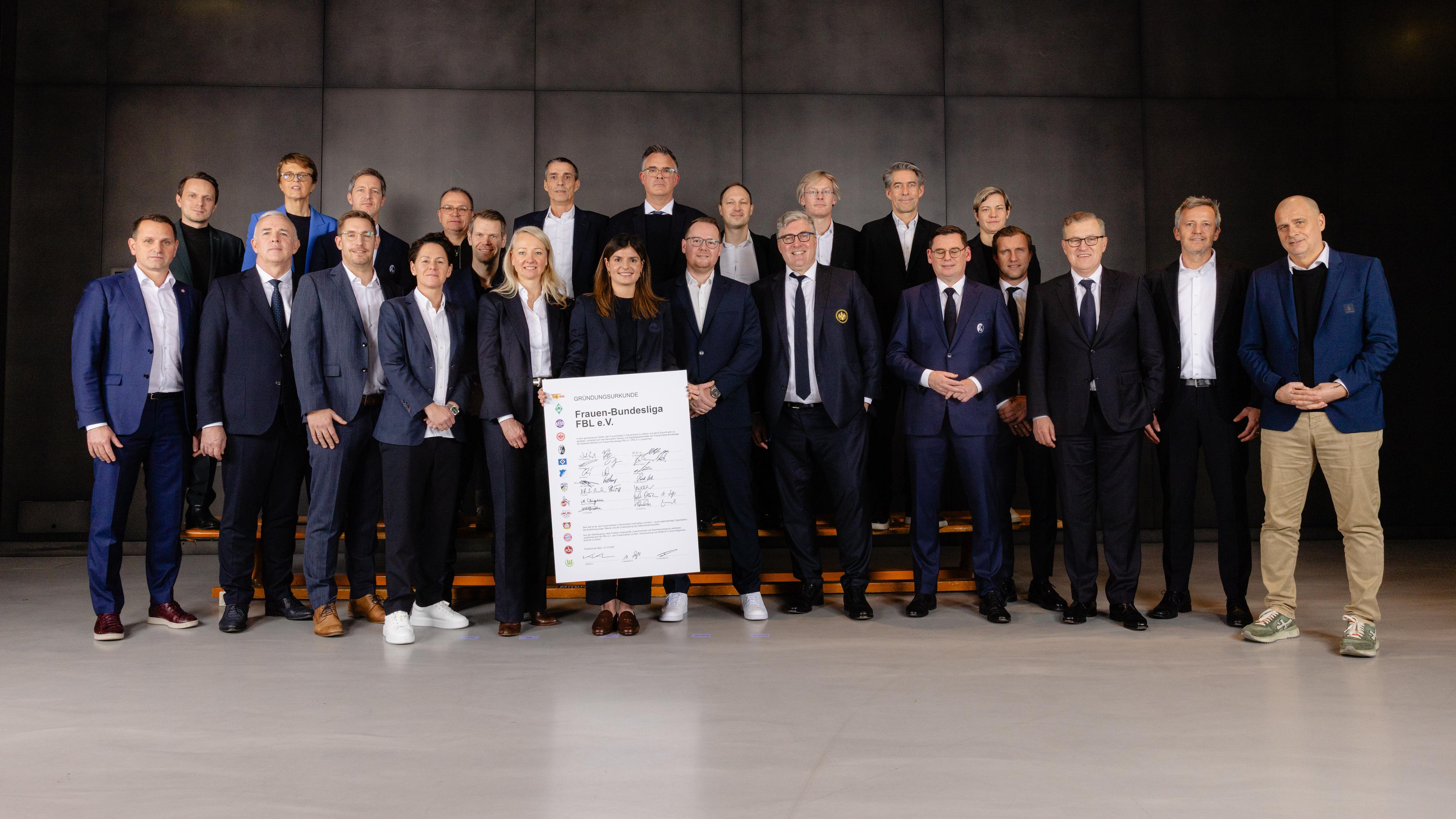 Gründung Frauen Bundesliga FBL e.V.-2-20.jpg